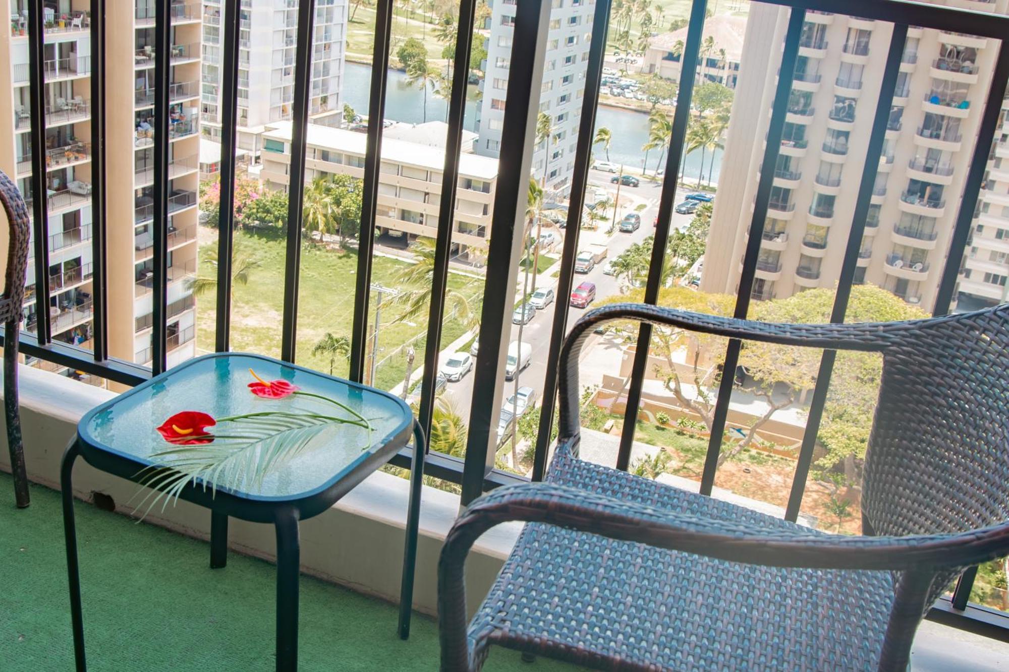 Mountain View Condo W/ King-Size Bed, Free Parking Honolulu Ngoại thất bức ảnh